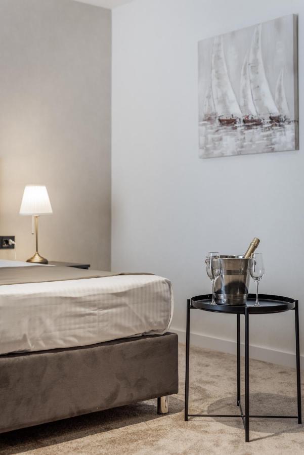 Rei House Apartmani Belgrad Exteriör bild