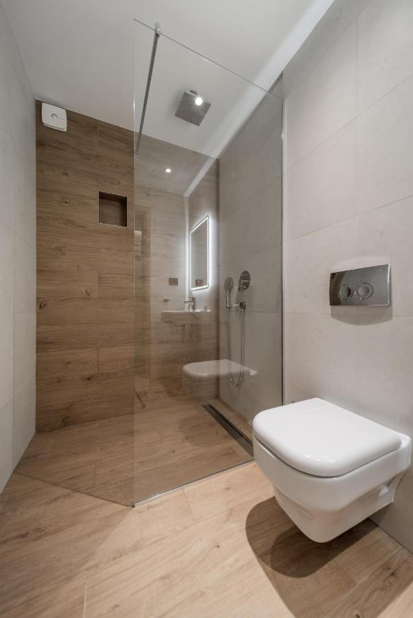Rei House Apartmani Belgrad Exteriör bild